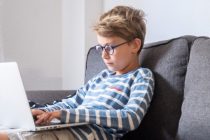 Διαδικτυακό Κοινωνικό Φροντιστήριο για μαθητές στη Σαμοθράκη