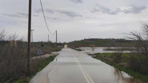 Για άλλη μια φορά κόπηκε ο δρόμος στο Ελληνοχώρι