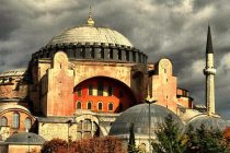 Μητρόπολη Αλεξανδρούπολης: Ο Ακάθιστος Ύμνος θα ψαλλεί στον Μητροπολιτικό Ναό για την Αγία Σοφία