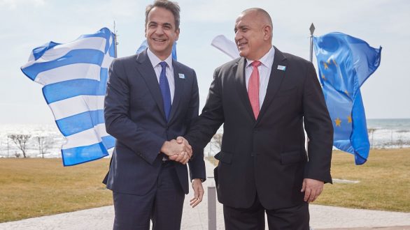 Με Μητσοτάκη – Μπορίσοφ πέφτουν υπογραφές για τον σταθμό Φυσικού Αερίου στην Αλεξανδρούπολη