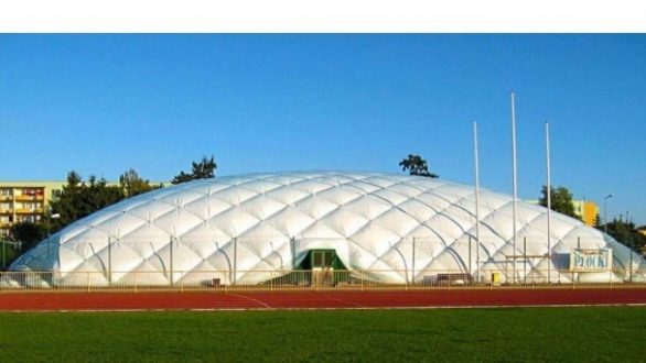 Αθλητικό “μπαλόνι” και αναβάθμιση αθλητικών χώρων για την Ορεστιάδα