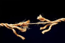 Ηλικιωμένος βρέθηκε απαγχονισμένος στις Καστανιές