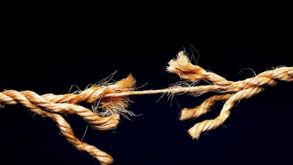 Ηλικιωμένος βρέθηκε απαγχονισμένος στις Καστανιές