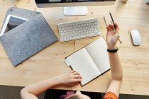 Με τηλεκπαίδευση ξεκίνησαν σήμερα γυμνάσια και λύκεια