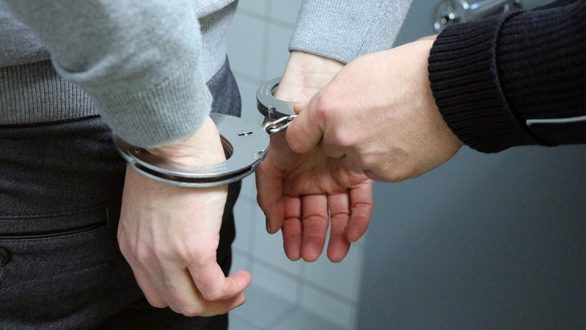 Σύλληψη διακινητή με έξι άτομα στον Σάκκο