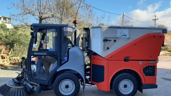 Με καινούριο αναρροφητικό σάρωθρο εφοδιάστηκε  ο Δήμος Σαμοθράκης