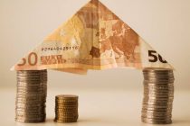 «Κλήρωσε» η φορολοταρία της ΑΑΔΕ, δείτε αν κερδίσατε 50.000 ευρώ