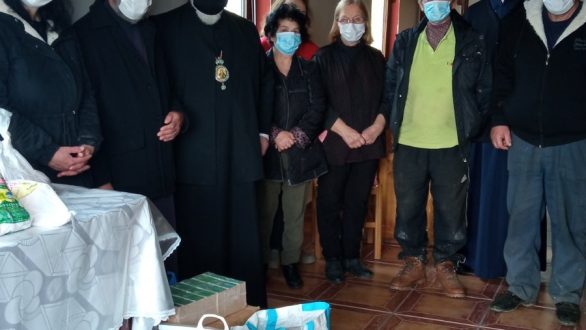 Κοντά στους πλημμυροπαθείς του Δερείου ο Μητροπολίτης Δαμασκηνός