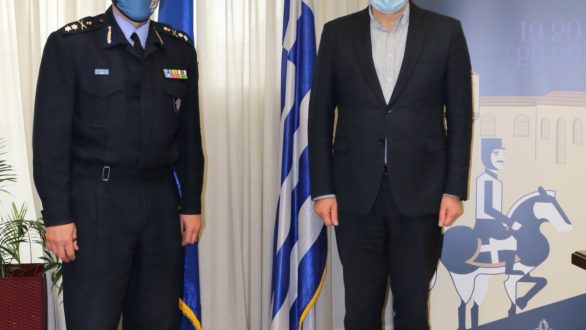 Επίσκεψη στον Περιφερειάρχη ΑΜΘ του νέου Συντονιστή Επιχειρήσεων Πυροσβεστικού Σώματος Β. Ελλάδος