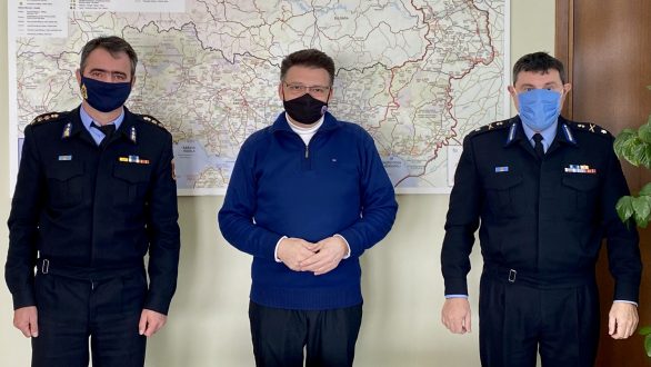 Συνάντηση Πέτροβιτς με τους νέους διοικητές της Πυροσβεστικής