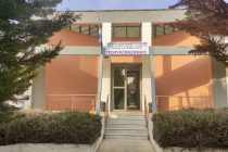 Δωρεάν rapid tests για τους δημότες έξω από το Πολυκοινωνικό Αλεξανδρούπολης