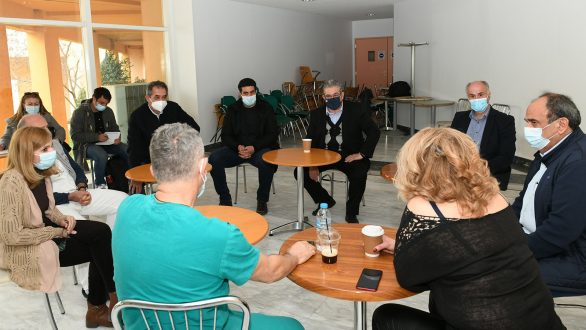 Από το Νοσοκομείο Αλεξανδρούπολης ξεκίνησε ο Δ. Κουτσούμπας την περιοδεία του στον Έβρο