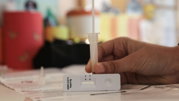 Κορονοϊός: Ξεκίνησε η διανομή self test στα φαρμακεία