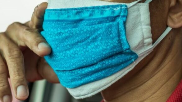 Κορονοϊός: Τι ισχύει για συναθροίσεις σε σπίτια και μουσική