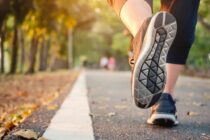 ΚΝΕ: Περιβαλλοντικός περίπατος στον Πεντάλοφο