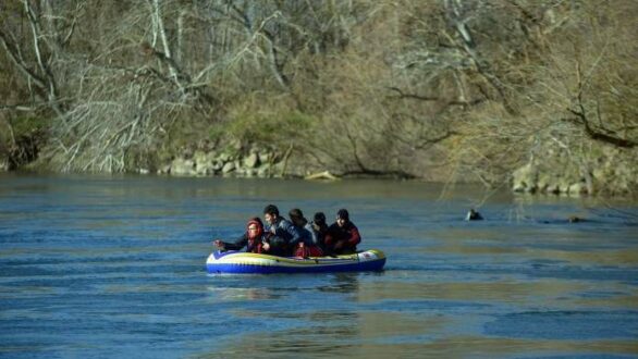 Ακόμη 3 διακινητές συνελήφθησαν στονΈβρο