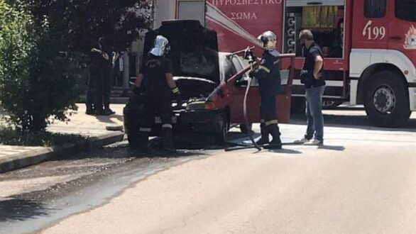 Φωτιά σε όχημα στο κέντρο της Ορεστιάδας