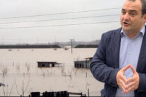 Κίνδυνος από τα ανοιχτά αναχώματα στον Ερυθροπόταμο