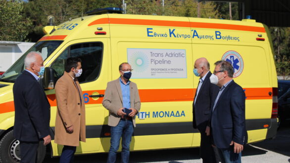 Ενισχύεται ο στόλος του ΕΚΑΒ με την συμβολή της Περιφέρειας ΑΜΘ