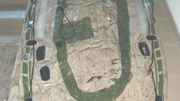 Συνελήφθησαν στο Αμόριο δυο διακινητές που μετέφεραν 7 άτομα με βάρκα