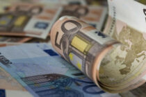 Καθυστερήσεις στις εναπομείνασες πληρωμές της μη επιστρεπτέας