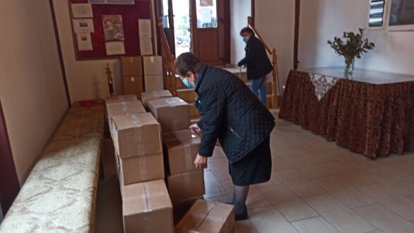 Δέματα τροφίμων διανεμήθηκαν σε οικογένειες που έχουν ανάγκη στον Β. Έβρο