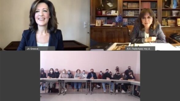 Μαθητική «επιχείρηση» παράγει ζωοτροφές με οικολογικό πρόσημο, με inspirational mentor την ΠτΔ