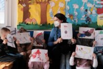 Σχολεία στην ορεινή Ξάνθη επισκέφθηκε η υπουργός Παιδείας Νίκη Κεραμέως
