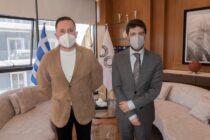 Ο Υφυπουργός Πολιτισμού και Αθλητισμού, αρμόδιος για θέματα σύγχρονου πολιτισμού στον Δήμαρχο Αλεξανδρούπολης