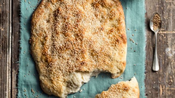 Εύκολη σπιτική λαγάνα