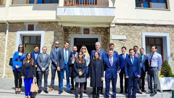 Επίσκεψη αντιπροσωπείας υποψηφίων διπλωματών στο Δήμαρχο Ορεστιάδας
