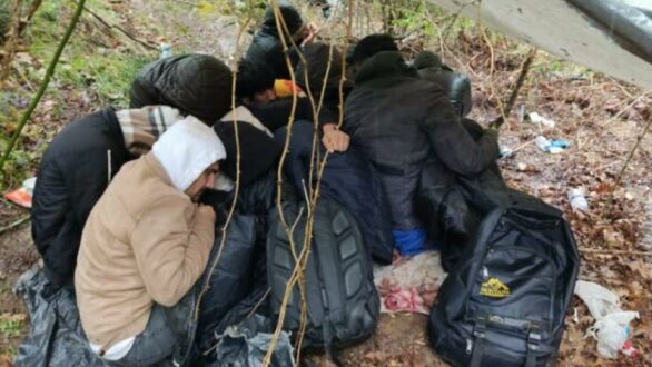 Εγκλωβισμένοι πρόσφυγες κοντά στο Διδυμότειχο