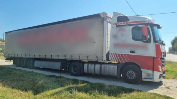 Πέντε συλλήψεις διακινητών χθες σε Έβρο και Ροδόπη