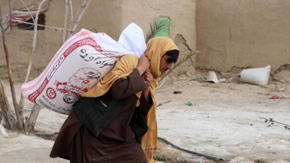 Ένα εκατ. άνθρωποι σε όλο τον κόσμο κινδυνεύουν να πεθάνουν από την πείνα