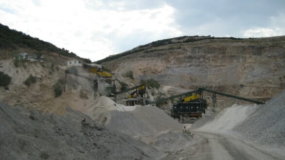 Ένωση Οικοδόμων για τον θάνατο του 52χρονου στα λατομεία Μάκρης: “Πήγε για το μεροκάματο και δεν γύρισε ποτέ στο σπίτι του”