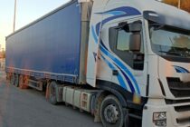 Διακινητής επιχείρησε να εισέλθει από τους Κήπους με τρία άτομα κρυμμένα σε φορτηγό