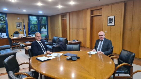 Συνάντηση Μέτιου – Καραμανλή για τις υποδομές στην ΑΜΘ