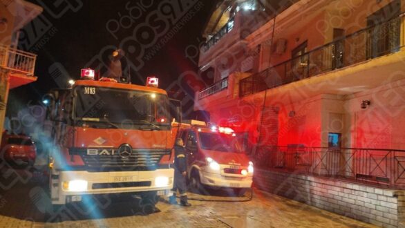 ΤΩΡΑ: Καίγεται κεραμοσκεπή στο κέντρο του Διδυμοτείχου