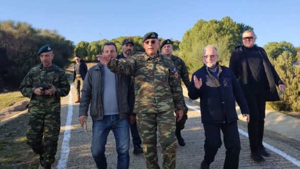 Συνάντηση Αρχηγού ΓΕΕΘΑ Στρατηγού Κ. Φλώρου με τον Δήμαρχο Μαρωνείας- Σαπών κ. Ντίνο Χαριτόπουλο