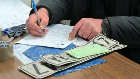 Παρατείνεται η προθεσμία απόκτησης αδειών κυκλοφορίας για τα ρυμουλκούμενα οχήματα