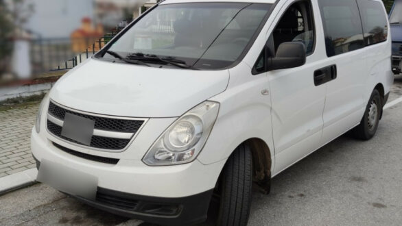 Συλλήψεις τριών διακινητών σε Καβάλα και Έβρο