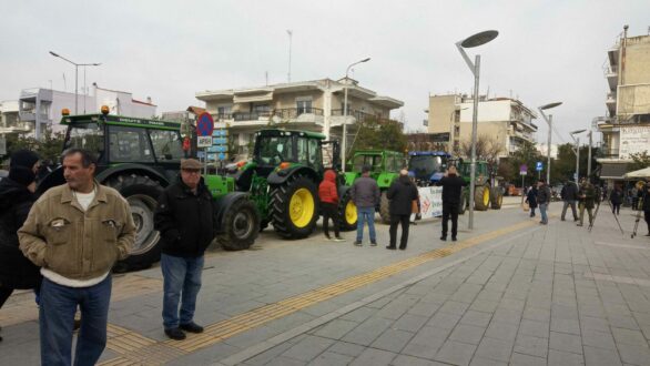Πραγματοποιήθηκε η συγκέντρωση διαμαρτυρίας αγροτών στην κεντρική πλατεία Ορεστιάδας