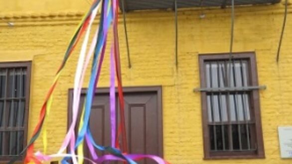 «Το Γαϊτανάκι» – Χορευτικό παιχνίδι για σχολικές ομάδες στο Μουσείο Μετάξης