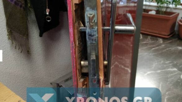 Διέρρηξαν το Δημαρχείο Κομοτηνής – Προσαγωγές ατόμων από την ΕΛ.ΑΣ.