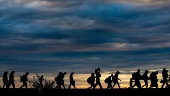 Μεταναστευτικό: Οι υψηλότερες ροές από το 2019 – Πιέζονται πάλι Έβρος και νησιά