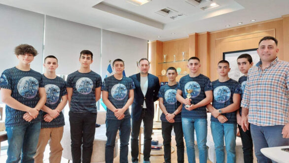 Οι αθλητές ΜΜΑ του «Αγίου Δημητρίου» στον δήμαρχο Αλεξανδρούπολης