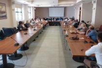 Συνάντηση με παλιούς και νέους Διευθυντές και Διευθύντριες Δημοτικών Σχολείων είχε ο δήμαρχος Γ. Ζαμπούκης