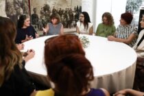 Με δώδεκα γυναίκες του Έβρου συναντήθηκε η Πρόεδρος της Δημοκρατίας