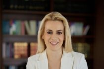 Την στήριξη της στον Σ. Κασσελάκη εξέφρασε με δήλωσή της η Κατερίνα Μπέρδου