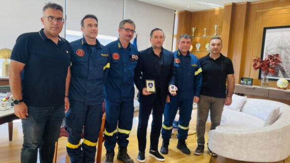 Οι Διοικητές των Πυροσβεστικών Υπηρεσιών ΑΜΘ και Έβρου στον Δήμαρχο Αλεξανδρούπολης